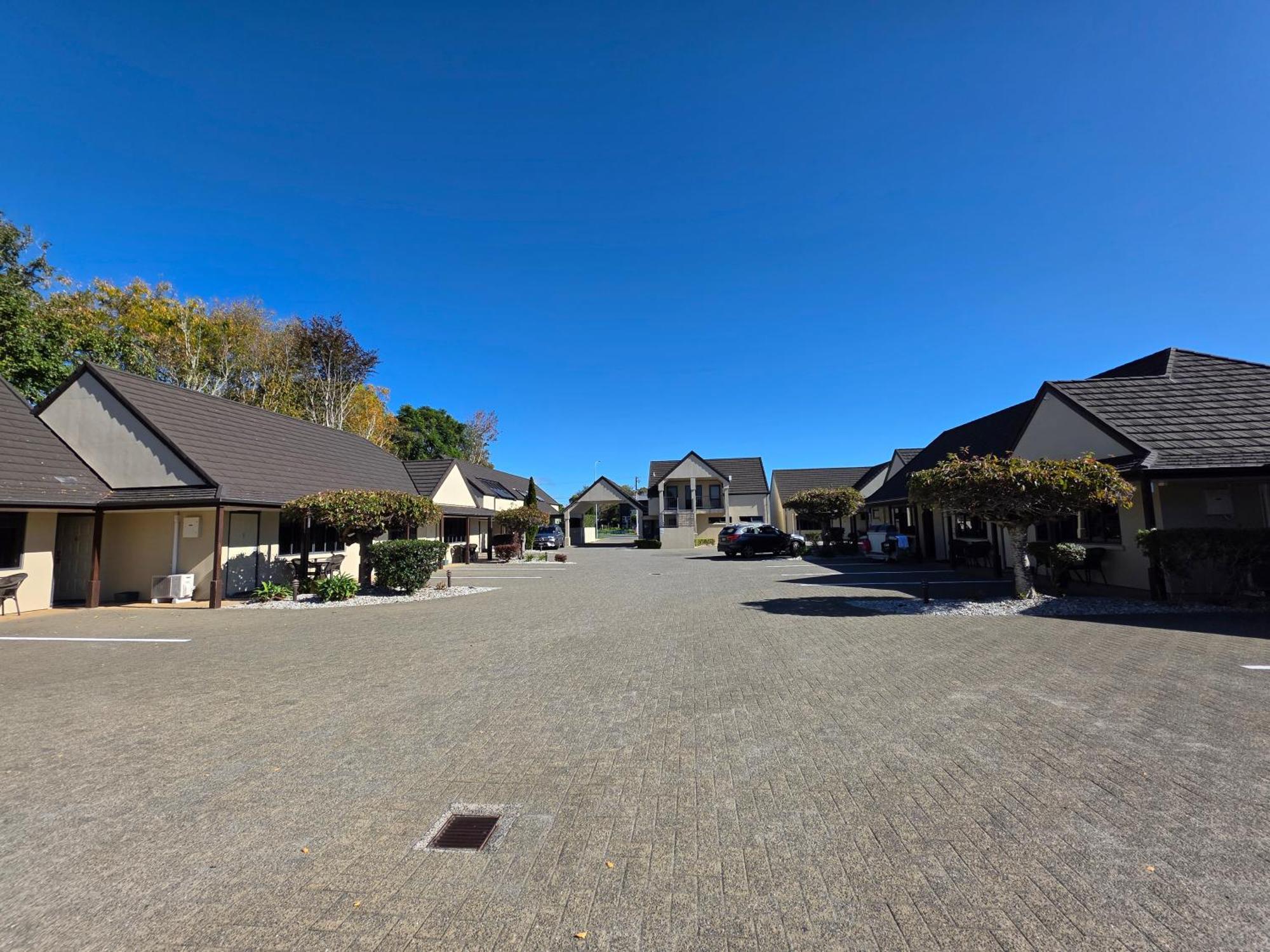 Bethlehem Motor Inn And Conference Centre Тауранга Экстерьер фото