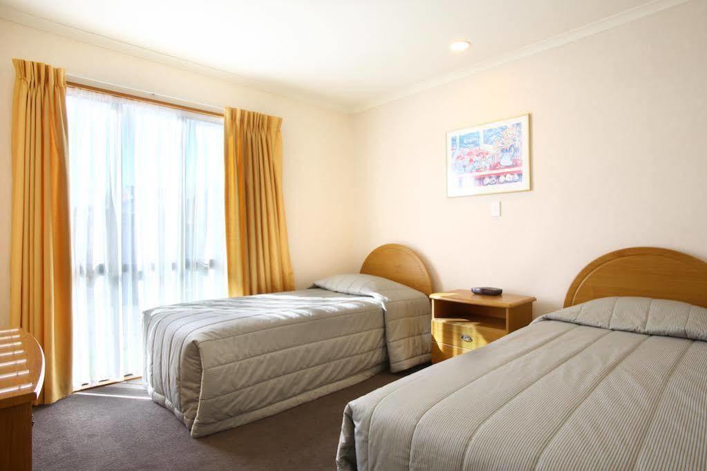 Bethlehem Motor Inn And Conference Centre Тауранга Экстерьер фото