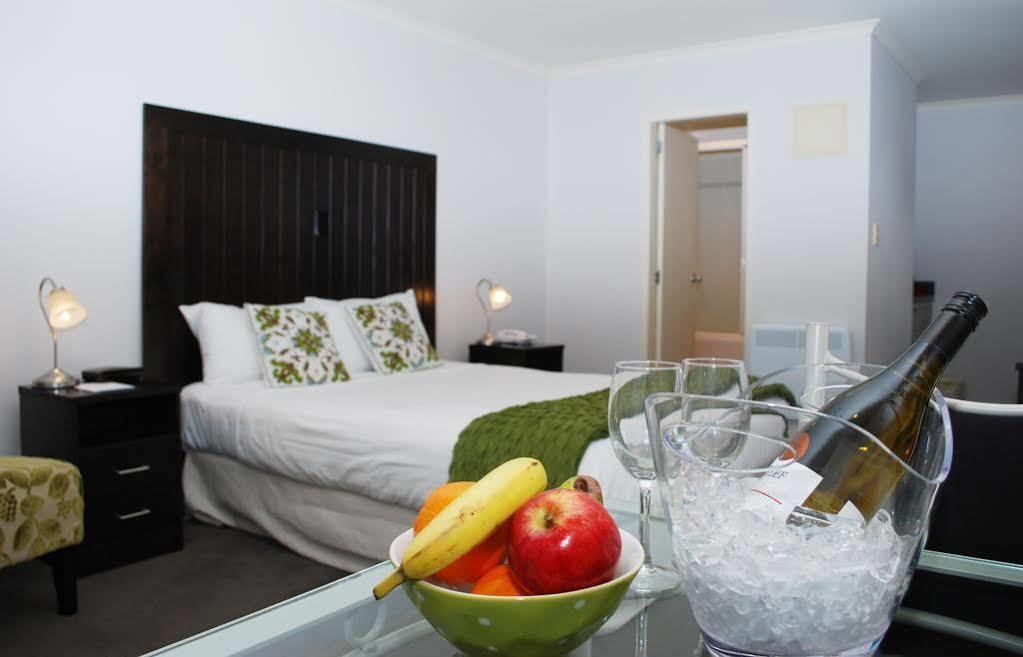 Bethlehem Motor Inn And Conference Centre Тауранга Экстерьер фото